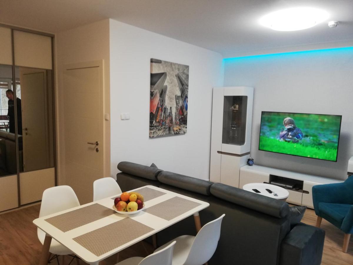 Good To Sea You Polanki Kolobrzeg, Apartament Z Garazem المظهر الخارجي الصورة